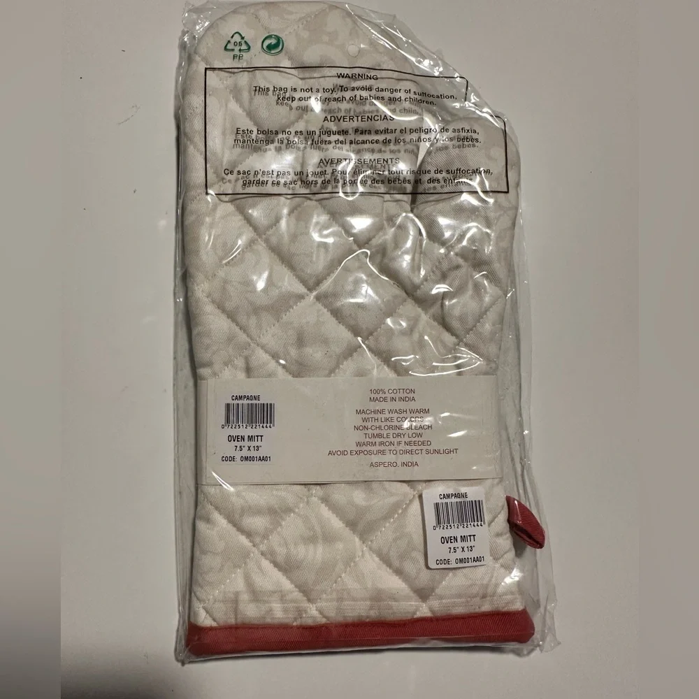 Maison d' Hermine Chicken Oven Mitt